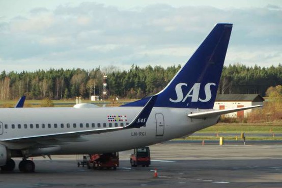 Skandinavska letalska družba SAS zaradi pandemije z globoko izgubo