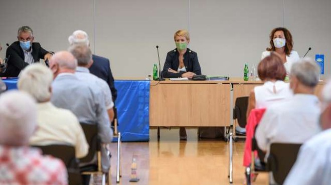 Svet DeSUS Pivčevi izglasoval nezaupnico. O razrešitvi bodo odločali 9. septembra. (foto: Nebojša Tejić/STA)