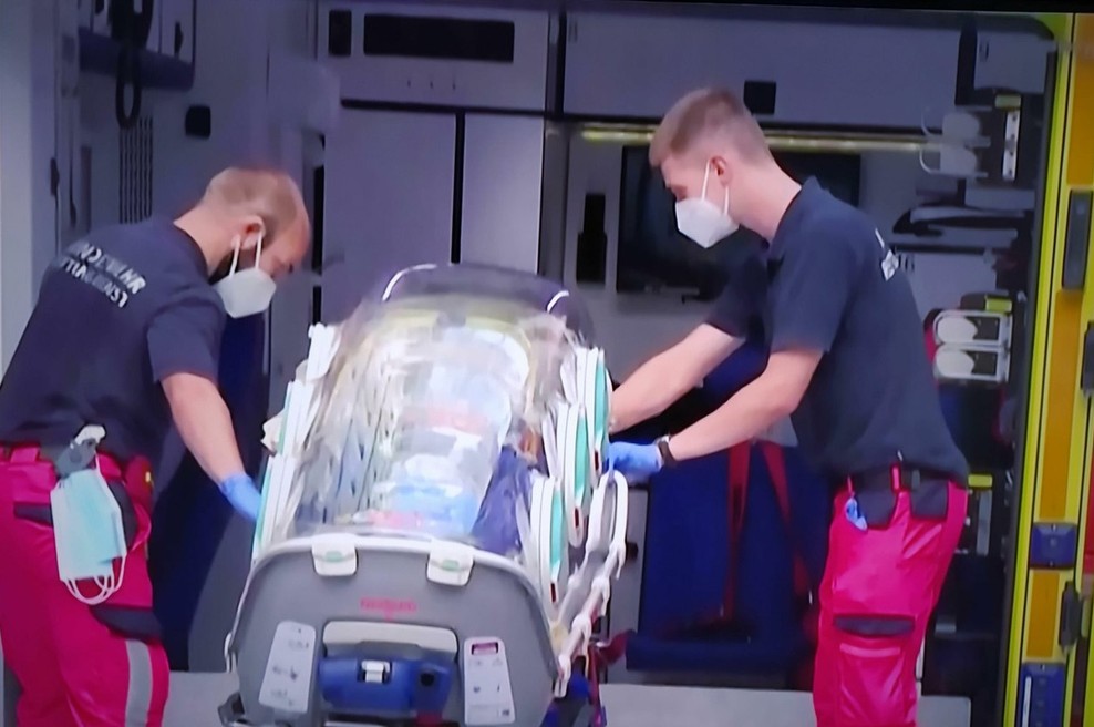 Alekseju Navalnemu se je v berlinski bolnišnici zdravje nekoliko izboljšalo (foto: profimedia)