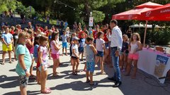 Nacionalna dobrodelna akcija Rdečega križa Slovenije Peljimo jih na morje