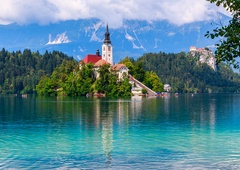 Blejsko jezero spet navdušilo svet! Slovenci bi se gotovo zmrdovali nad podeljenim nazivom