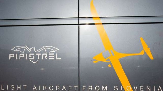 Ajdovski Pipistrel začel sprejemati naročila za novo linijo električnih letal Nuuva (foto: Stanko Gruden/STA)