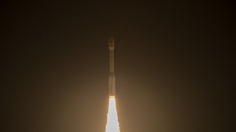 Izstrelitev rakete s prvima slovenskima satelitoma vendarle uspela. Slovenska razvijalca: Resno delo se šele začenja!