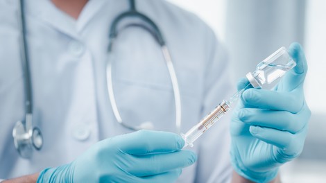 V ZDA naj bi 1. novembra bili pripravljeni na distribucijo cepiva proti novemu koronavirusu