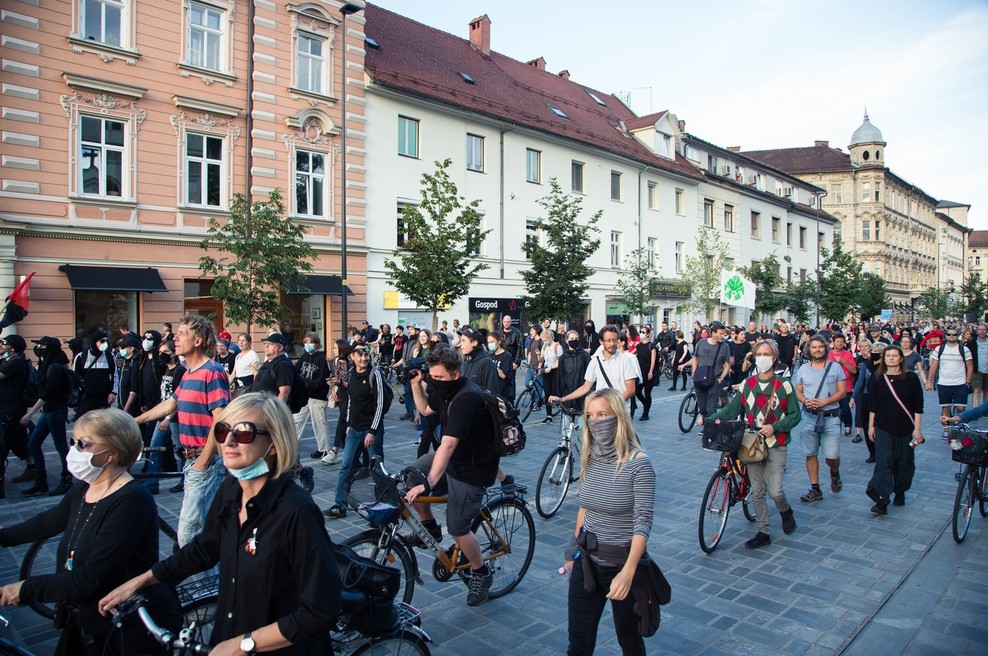 20. petkov protest v Ljubljani tudi za spodbudo žvižgačem (foto: profimedia)