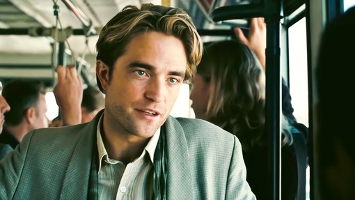 Robert Pattinson pozitiven na test, snemanje Batmana zato prekinjeno