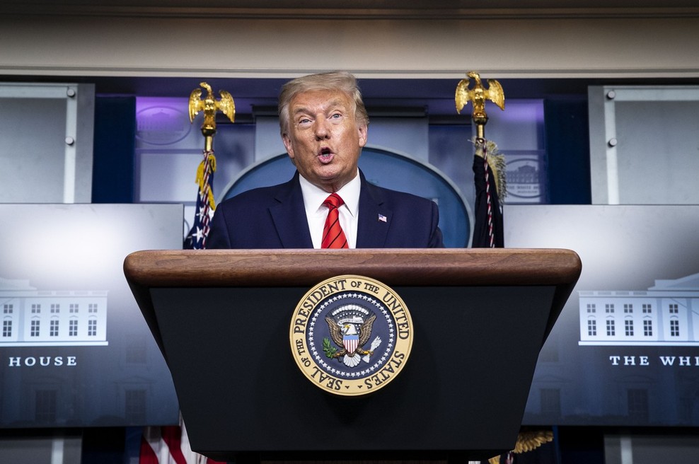 Trump je odkril emotikone na Twitterju (nekateri pa v tem vidijo slabo znamenje) (foto: profimedia)