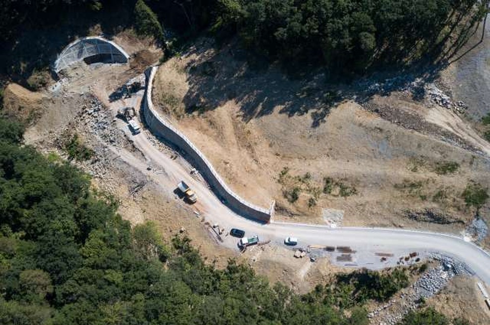 Slovenske gradbince razburjajo besede, da niso sposobni zgraditi drugega tira (foto: Anže Malovrh/STA)