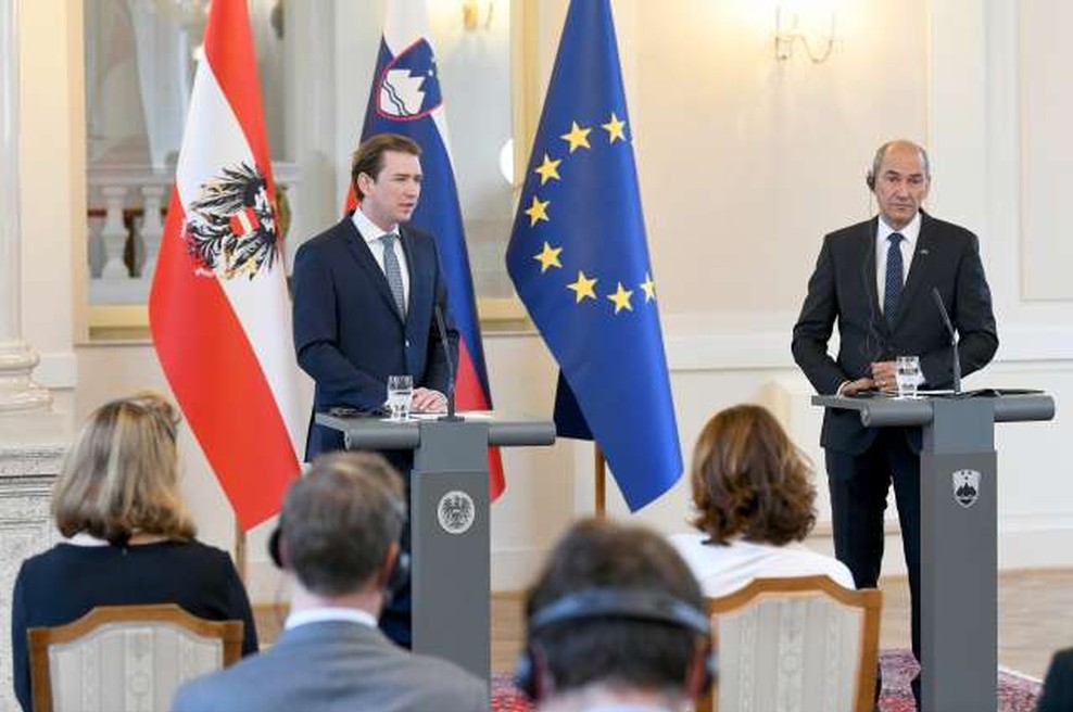 Janša in Kurz za usklajen pristop v boju proti koronavirusu in nezakonitim migracijam (foto: Tamino Petelinšek/STA)