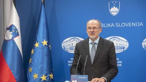 Od vikenda obvezne maske na odprtih javnih prostorih z veliko ljudi