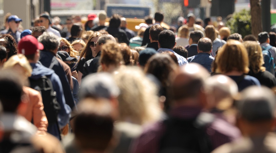 Vsake štiri dni milijon novih okuženih, skupno število v svetu preseglo 30 milijonov (foto: Shutterstock)