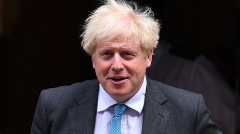 Je Boris Johnson premalo plačan? Twitter se nikakor ne strinja!