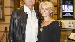 Ravnatelj SNG Opera in balet Ljubljana Staš Ravter s soprogo Natalijo Ravter