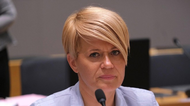 Iz stranke DeSUS pozvali predsednika vlade, da razreši Pivčevo (foto: profimedia)