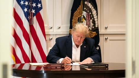 Trump: "Sedaj mi je jasno, za kaj gre pri koronavirusu"