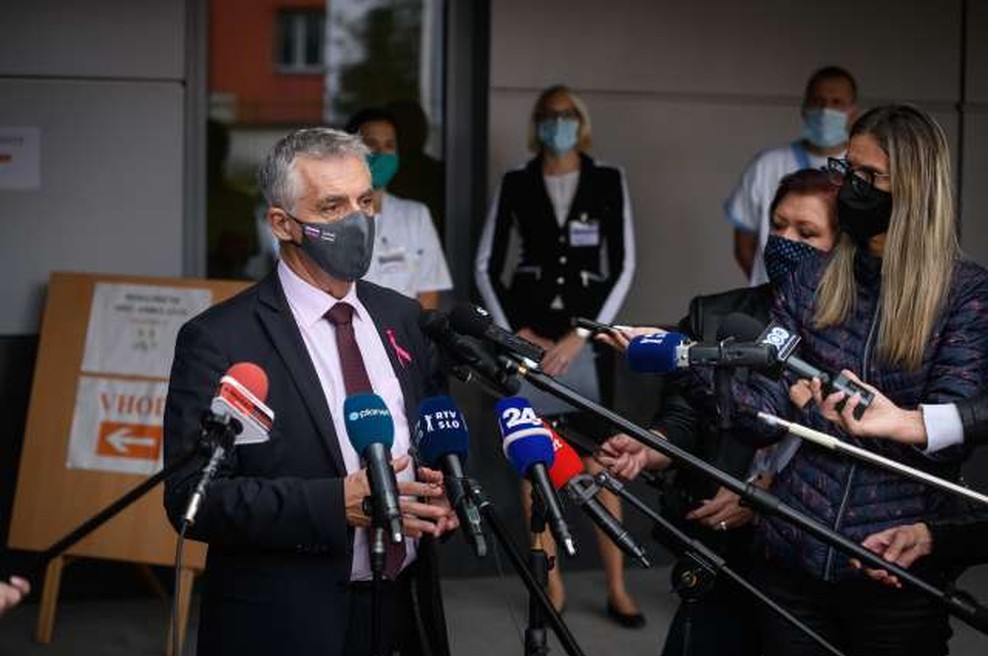Črna na Koroškem razglašena za ogroženo območje (foto: Nebojša Tejić/STA)