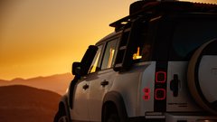 Novi Land Rover Defender – avtomobilska ikona 21. stoletja