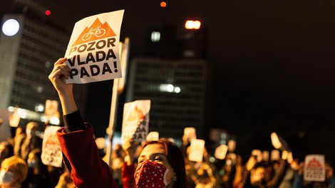 Na protestu v Ljubljani policisti popisovali udeležence