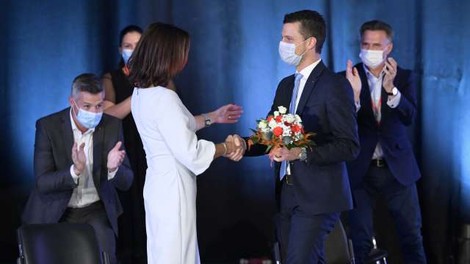 Tanja Fajon kot prva ženska na čelu Socialnih demokratov