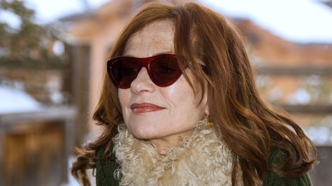 Isabelle Huppert spolna neenakost v filmski industriji ne razburja pretirano
