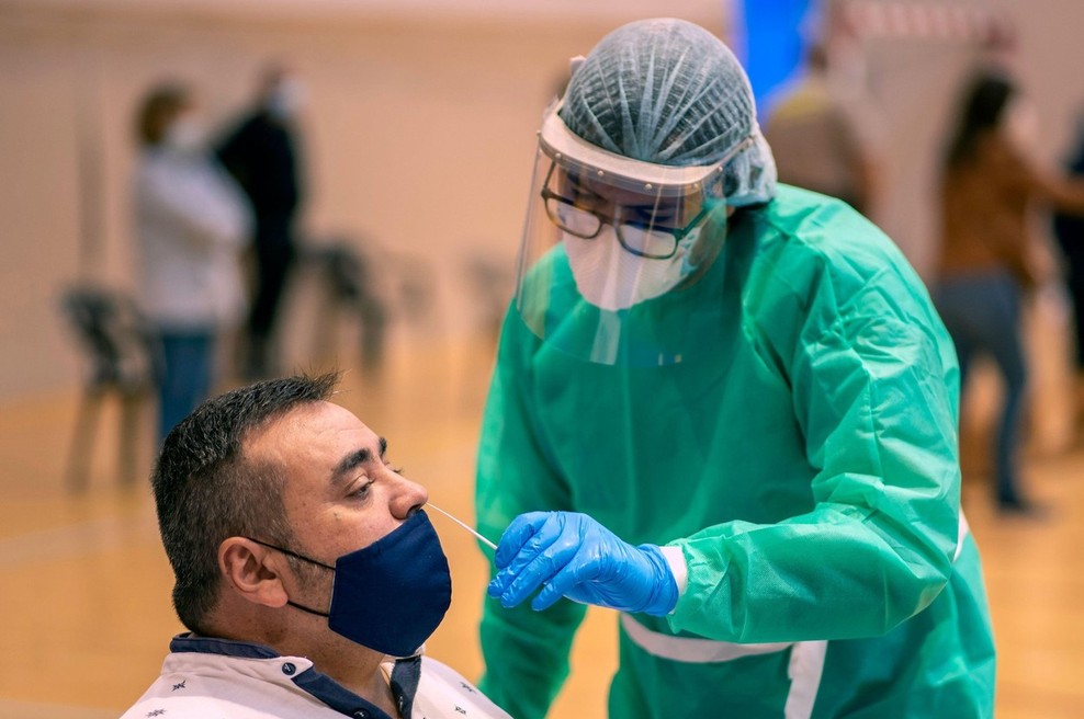 Slovenija spet rekordno: v soboto 411 okužb (foto: profimedia)
