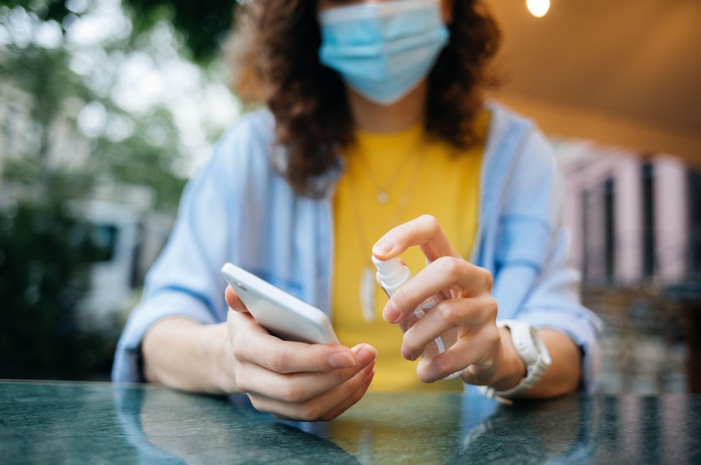 Novi koronavirus pod določenimi pogoji na površinah preživi 28 dni (foto: Profimedia)