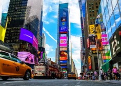 Poraba tujih turistov v ZDA letos za 75 odstotkov manjša, posledice najbolj čuti New York