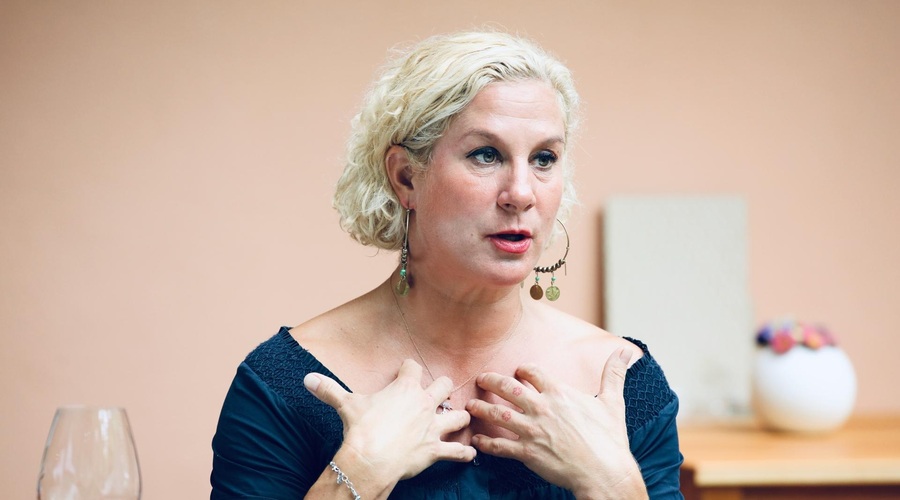 Ana Roš na Instagramu: “Zadnja postrežba v Hiši Franko. Srce imam zlomljeno, nimam več nobenega jokerja v rokavu!” (foto: Aleksandra Saša Prelesnik)