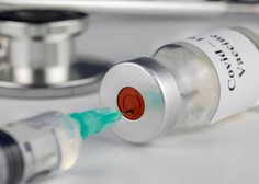 Ameriška skupina Johnson & Johnson začasno ustavila testiranje svojega cepiva proti covidu-19