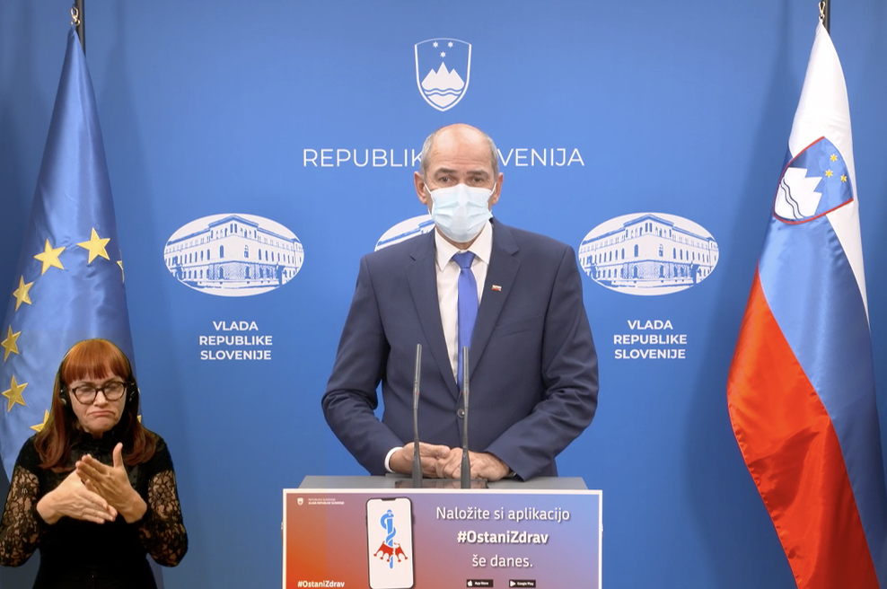 Janša: Od petka omejitev gibanja med "rdečimi" regijami, od ponedeljka pouk na daljavo (foto: gov.si)