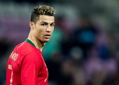 Ronaldo kljub covidu-19 s posebnim letalom nazaj v Italijo, karanteno nadaljuje v Torinu