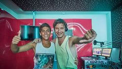Brlee s singlom in videospotom Medina z albuma Visions
