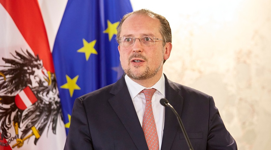 S koronavirusom okužen tudi avstrijski zunanji minister Schallenberg (foto: profimedia)