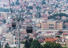 Na Hrvaškem znova čez tisoč okuženih, v BiH rekordnih 711