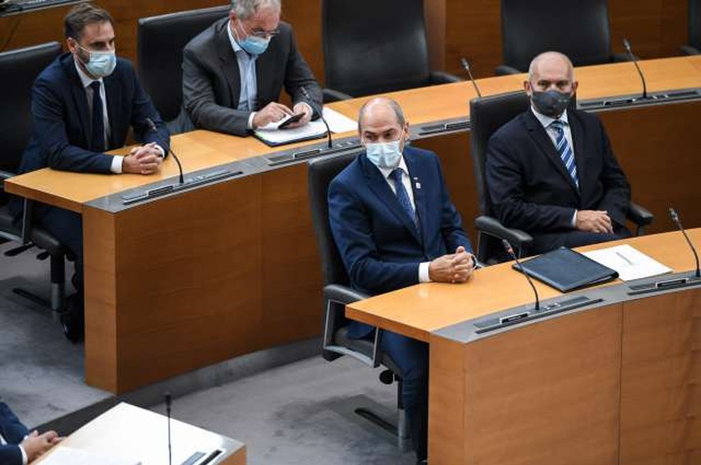 Janša: Slovenija se je dobro pripravila na drugi val epidemije (foto: Nebojša Tejić/STA)