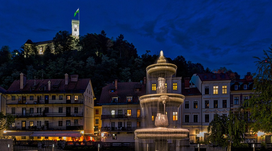 Prvič v zgodovini samostojne Slovenije prepoved gibanja med 21. in 6. uro (foto: Shutterstock)