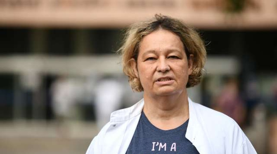 Logarjeva: Zasedene vse postelje na intenzivni negi (foto: Tamino Petelinšek/STA)