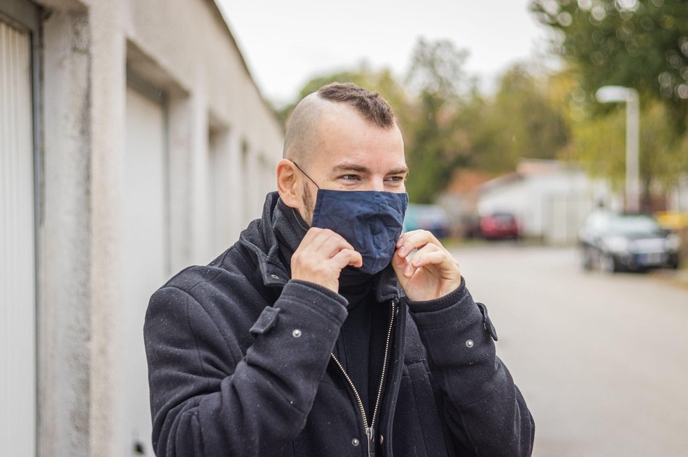 Sobota je slovenski statistiki dodala 1675 okuženih in šest umrlih (foto: profimedia)