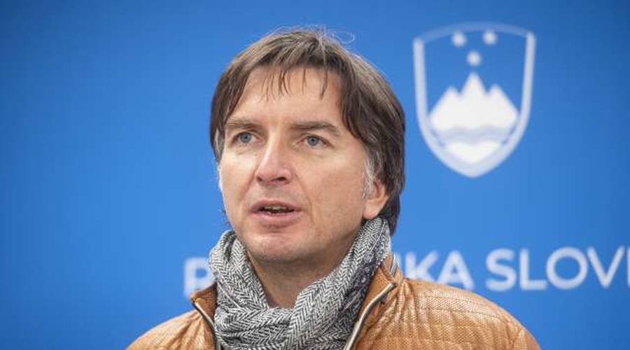 Aleš Rozman: Trenutne trende je treba spremljati teden ali dva (foto: Bor Slana/STA)