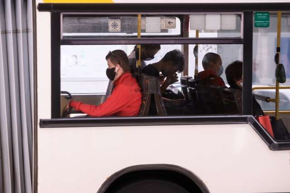 Anketa: Četrtina vprašanih v zvezi z informacijami o koronavirusu ne zaupa nikomur (foto: Nebojša Tejić/STA)