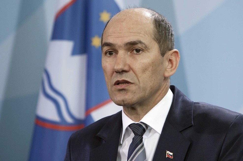 Janša: Kadri DeSUS v vladi naj se odločijo, ali so v vladi ali v opoziciji (foto: Profimedia)