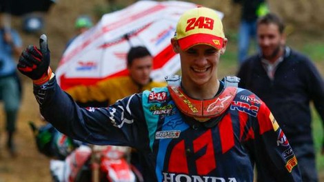 Tim Gajser ubranil naslov svetovnega prvaka razreda MXGP