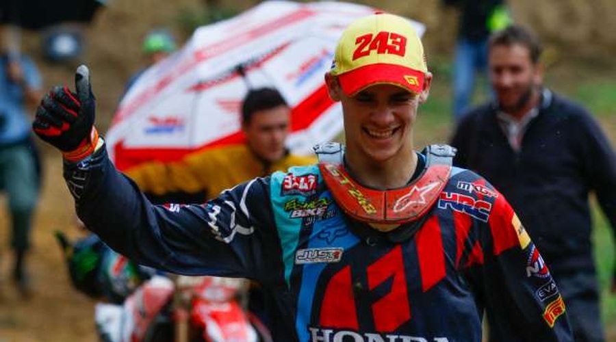 Tim Gajser ubranil naslov svetovnega prvaka razreda MXGP (foto: Anže Malovrh/STA)