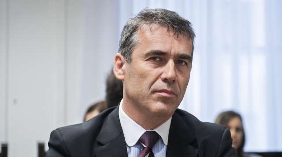 Racmana iz Kanade v Slovenijo deportirali na podlagi priseljenske zakonodaje (foto: Bor Slana/STA)