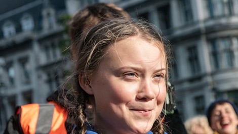 Greta Thunberg vrača Trumpu z enakimi besedami in sporoča: "Sprosti se, Donald, sprosti se"