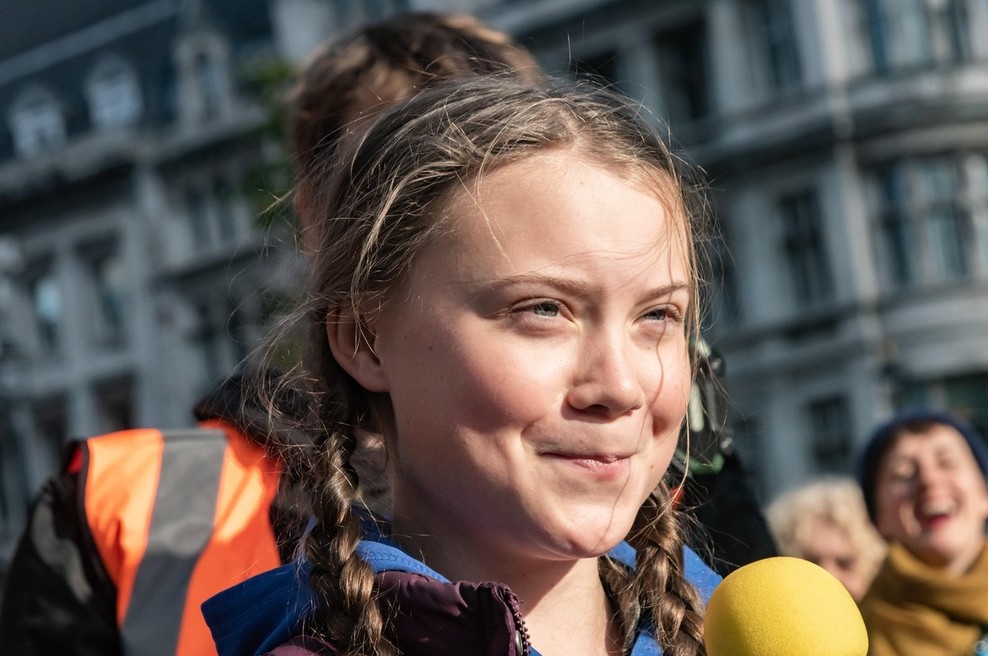 Greta Thunberg vrača Trumpu z enakimi besedami in sporoča: "Sprosti se, Donald, sprosti se" (foto: Profimedia)