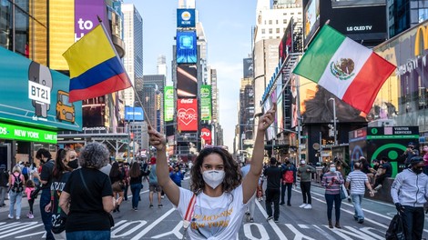 Amerika dobila novega predsednika, stari bo še moral priznati poraz