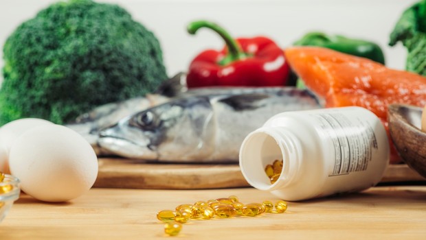 
                            Preverjanje kakovosti zaradi povečane ponudbe prehranskih dopolnil z vitaminom D (foto: profimedia)
