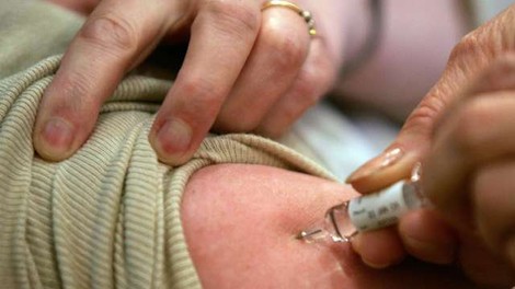 V Braziliji prekinili klinično testiranje kitajskega cepiva proti covidu-19