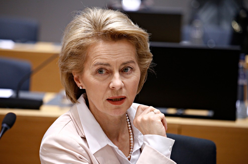 EU tik pred podpisom pogodbe s Pfizerjem in BioNTechom za nakup 300 milijonov odmerkov cepiva (foto: Shutterstock)